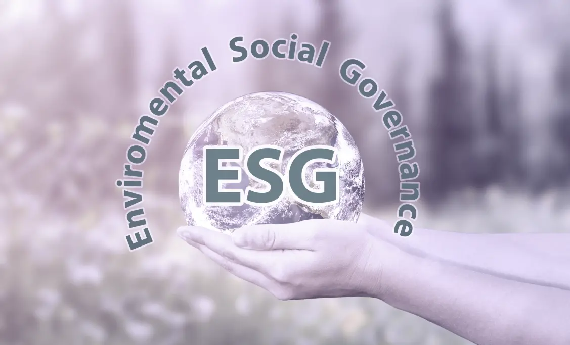 esg-modernization-environmental-social-governance-conservation-csr-policy-planet-earth-hands